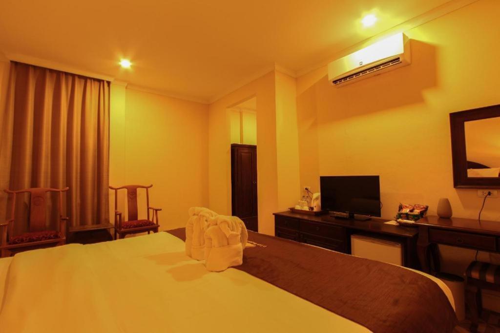 Le Luxe Boutique Hotel Vientiane Buitenkant foto