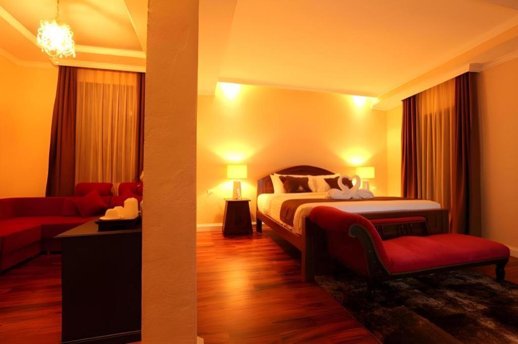 Le Luxe Boutique Hotel Vientiane Buitenkant foto