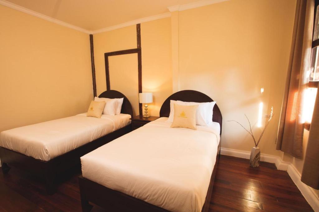 Le Luxe Boutique Hotel Vientiane Buitenkant foto