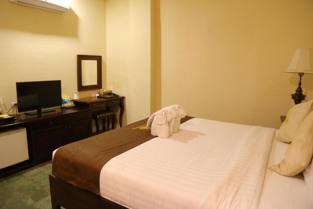 Le Luxe Boutique Hotel Vientiane Buitenkant foto